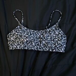 Shein bikini top size medium